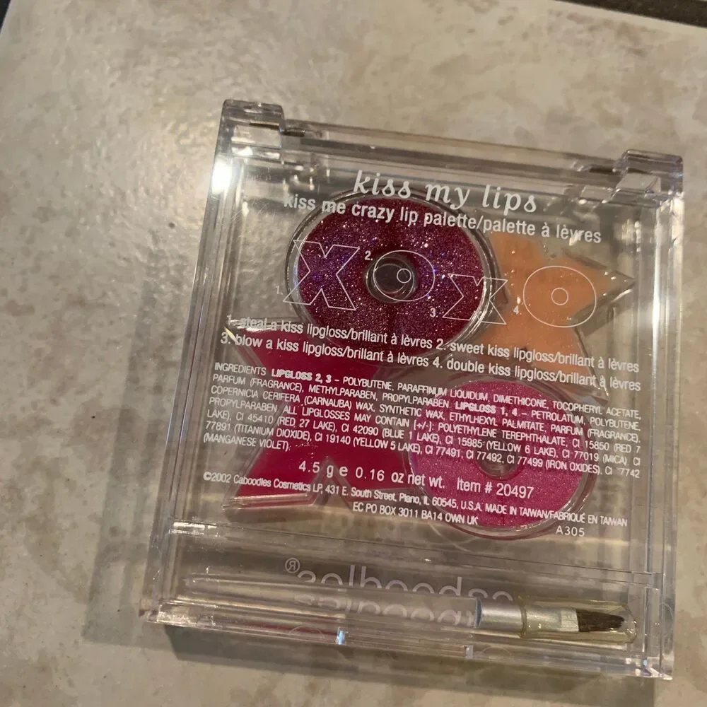 Caboodle's Makeup Collectable XOXO Lip Gloss compact
